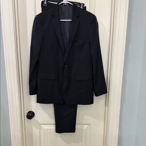 Boy’s Tommy Hilfiger suit